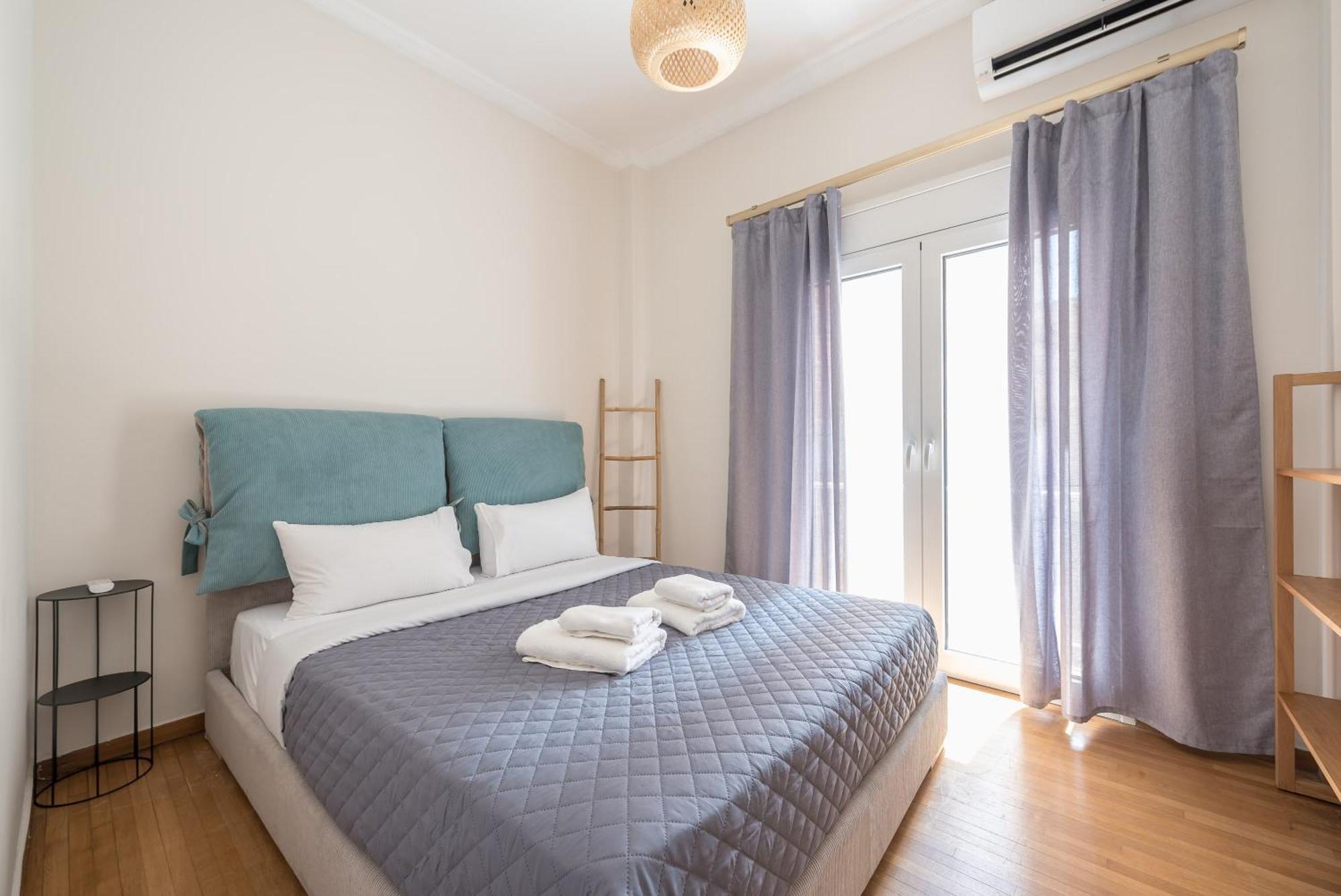 Stylish 2 Bd Urban Retreat Near Panormou Metro Apartment เอเธนส์ ภายนอก รูปภาพ