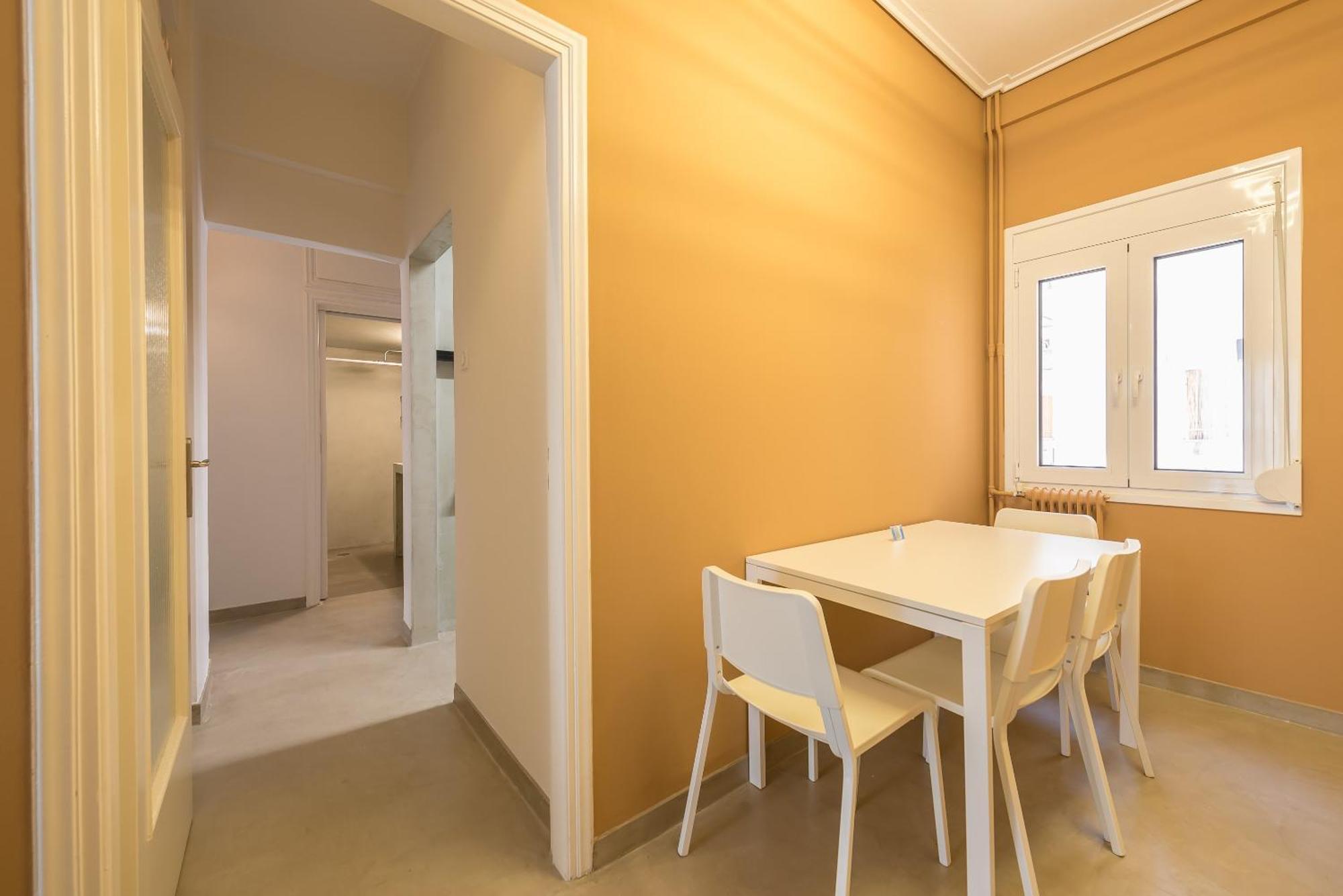 Stylish 2 Bd Urban Retreat Near Panormou Metro Apartment เอเธนส์ ภายนอก รูปภาพ